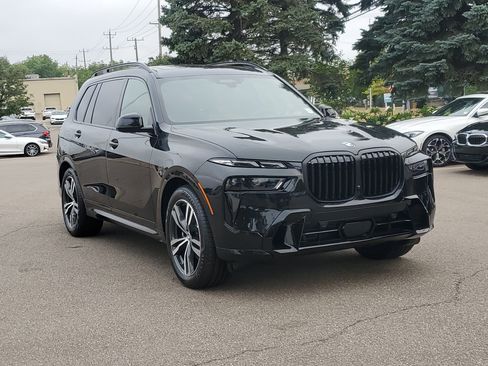 New 2027 BMW X7 xDrive40i w/ Executive Package AWD/4WD image 7