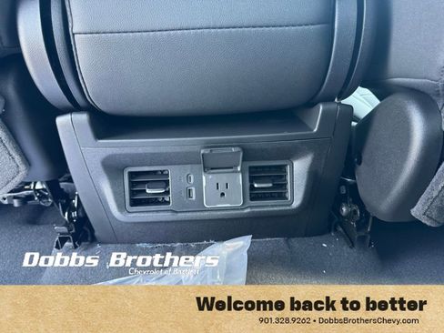 New 2026 Chevrolet Silverado 1500 LT w/ Leather Package AWD/4WD image 28