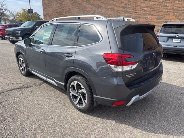 Certified 2023 Subaru Forester Touring AWD/4WD image 4