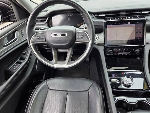 Used 2021 Jeep Grand Cherokee L Limited w/ Luxury Tech Group II image 13