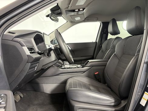 Used 2025 Mitsubishi Outlander SE AWD/4WD image 6