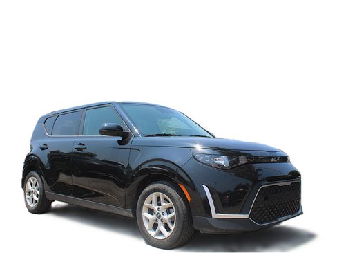 Certified 2024 Kia Soul LX w/ Option Group 015 FWD image 2