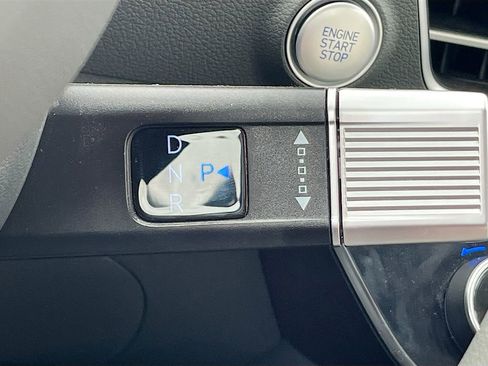 Used 2024 Hyundai Sonata SEL image 16