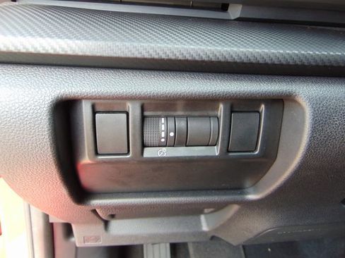 Certified 2025 Subaru Crosstrek 2.0i Premium AWD/4WD image 19