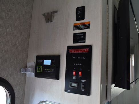 Used 2022 Mercedes-Benz Sprinter 3500 image 34