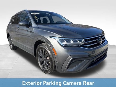 Used 2024 Volkswagen Tiguan SE image 11