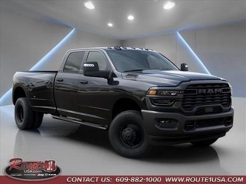 New 2026 RAM 3500 Tradesman AWD/4WD image 5