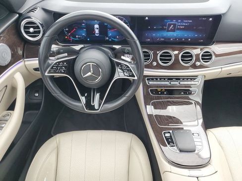 Used 2021 Mercedes-Benz E 350 Sedan image 17