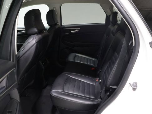 Used 2024 Ford Edge SEL AWD/4WD image 18