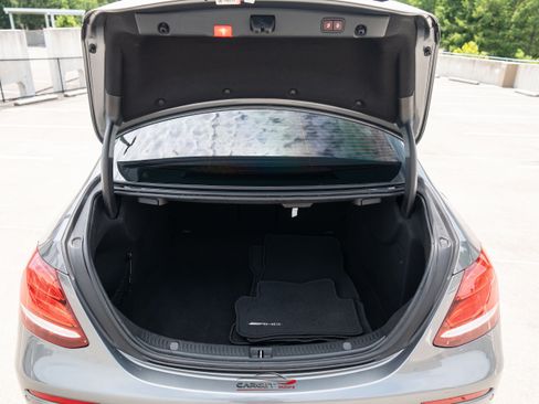 Used 2018 Mercedes-Benz E 43 AMG 4MATIC Sedan image 46