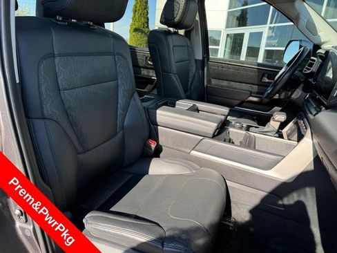 Used 2024 Toyota Tundra Limited AWD/4WD image 11