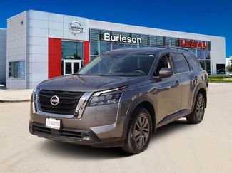 Certified 2024 Nissan Pathfinder SV video 1