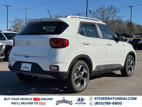 New 2026 Hyundai Venue SEL image 13