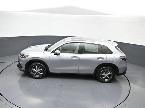 Used 2024 Honda HR-V EX-L image 40