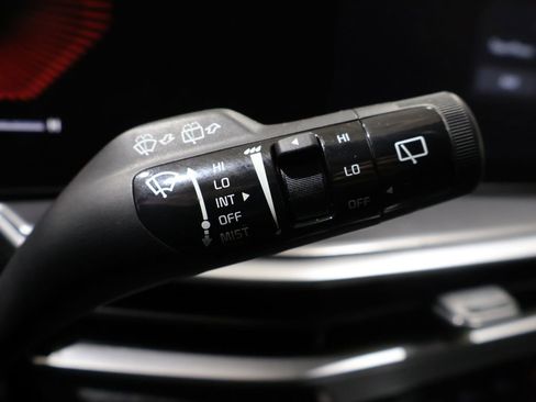 Used 2024 Kia Sorento S AWD/4WD image 42