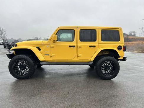 Used 2018 Jeep Wrangler Unlimited Sahara image 6