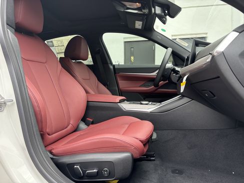 New 2026 BMW i4 eDrive40 w/ Parking Assistance Package image 22