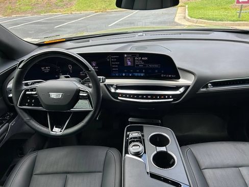 Used 2024 Cadillac Lyriq Sport RWD image 12