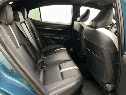 Used 2025 Toyota Camry SE image 38