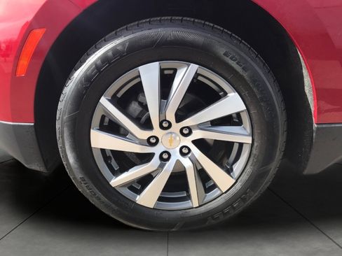 Used 2022 Chevrolet Equinox Premier w/ LPO, Floor Liner Package image 4