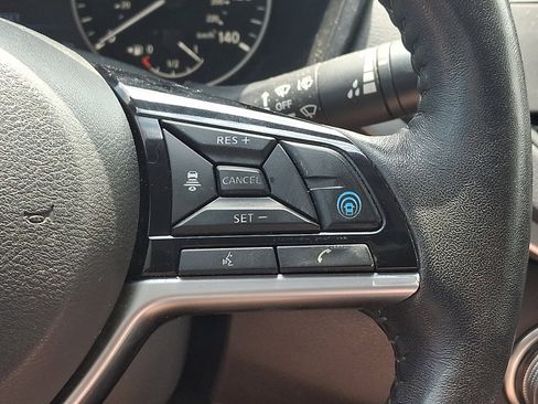 Used 2020 Nissan Altima 2.5 SV FWD image 21