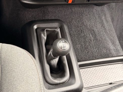 Used 2024 RAM 2500 Tradesman w/ Chrome Appearance Group image 23