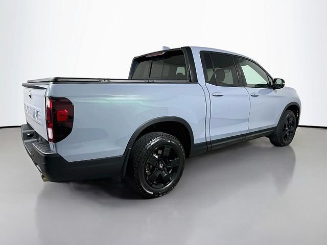 Used 2025 Honda Ridgeline Black Edition image 7