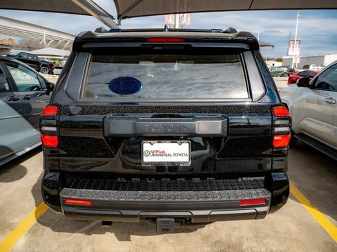 New 2026 Toyota 4Runner TRD Off-Road image 8