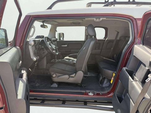 Used 2008 Toyota FJ Cruiser 4WD image 11