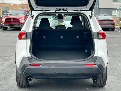 Used 2025 Toyota RAV4 LE image 30