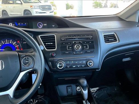 Used 2015 Honda Civic LX image 9