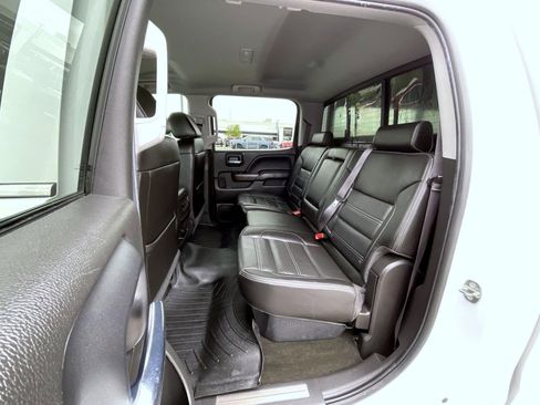 Used 2017 GMC Sierra 1500 Denali AWD/4WD image 19