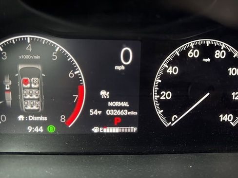 Used 2024 Honda Pilot EX-L image 10