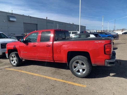 Used 2015 Chevrolet Silverado 1500 LT w/ LT Convenience Package image 9