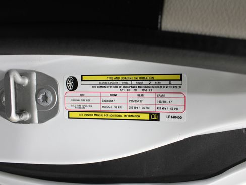 Used 2020 Chrysler Pacifica Touring-L FWD image 37