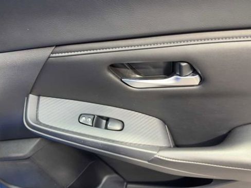 Used 2023 Nissan Sentra SV FWD image 13