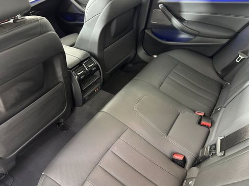 Used 2023 BMW 530i w/ Premium Package RWD image 25
