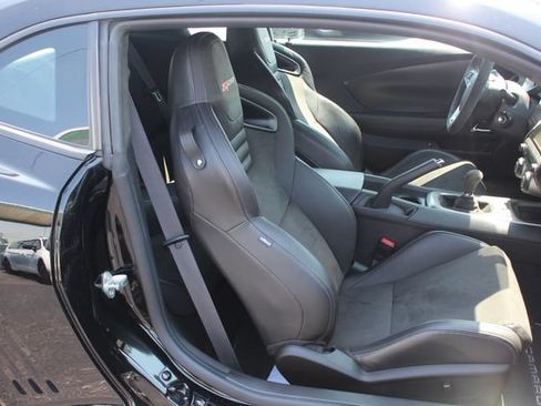Used 2014 Chevrolet Camaro Z/28 RWD image 30