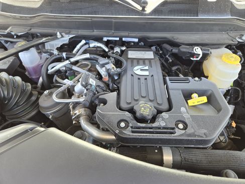 New 2026 RAM 3500 Big Horn AWD/4WD image 22