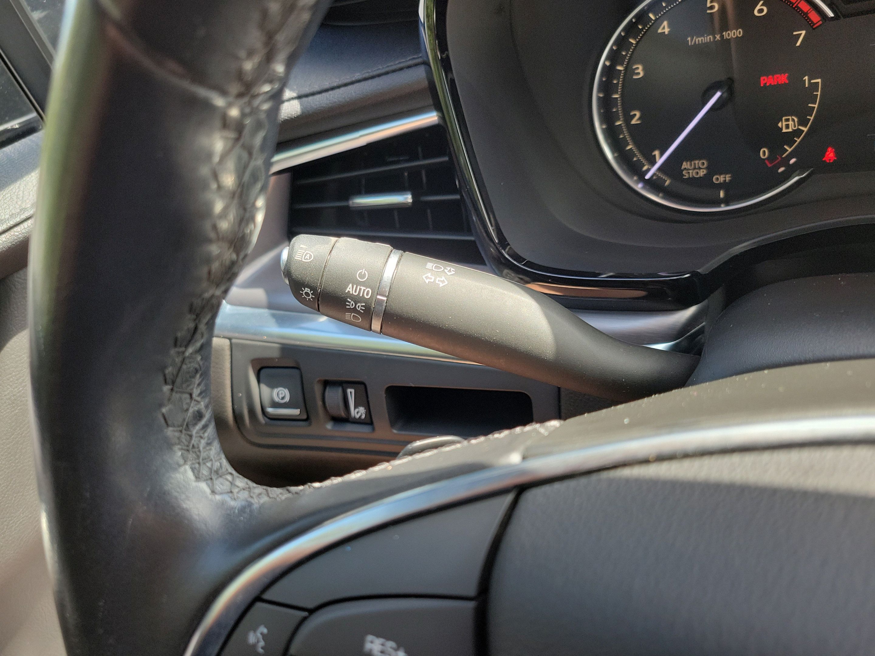 Used 2020 Cadillac XT5 Luxury FWD image 21