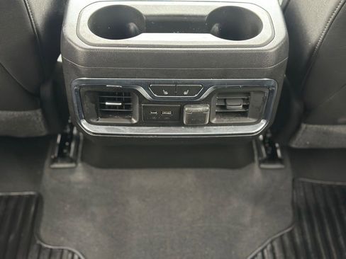 Used 2022 Chevrolet Silverado 3500 LTZ w/ LTZ Convenience Package image 24