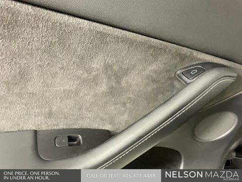 Used 2022 Tesla Model Y Long Range image 19