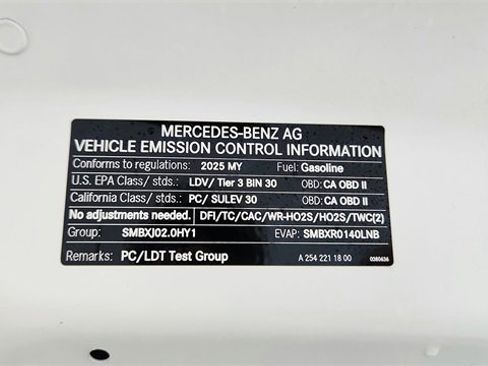 Used 2025 Mercedes-Benz GLC 300 image 55