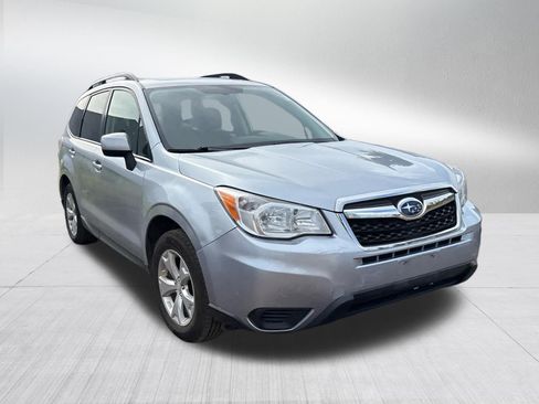 Used 2016 Subaru Forester 2.5i Premium w/ All-Weather Package AWD/4WD image 8