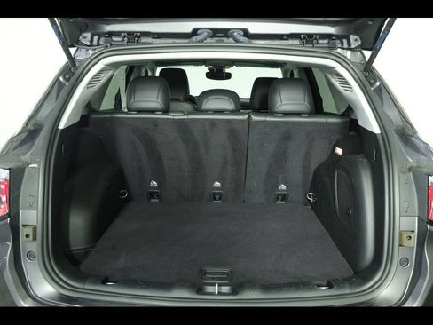Used 2022 Jeep Compass Limited w/ Sun and Sound Group AWD/4WD image 14