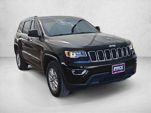 Used 2018 Jeep Grand Cherokee Laredo image 7
