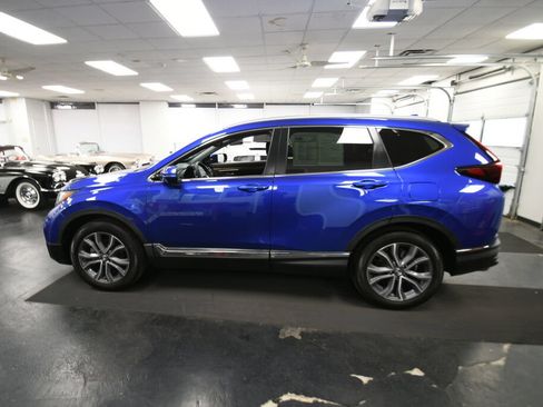 Used 2022 Honda CR-V Touring image 4
