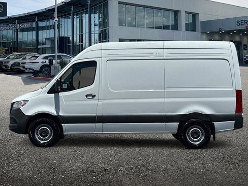 New 2025 Mercedes-Benz Sprinter 2500 image 7