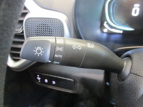 Used 2024 Kia Soul LX w/ Option Group 015 image 18