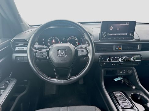 Certified 2025 Honda Pilot Sport image 20